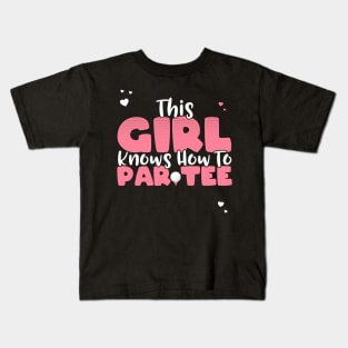 This Girl Knows How To Par Tee - Funny Lets Party Golf Gift graphic Kids T-Shirt